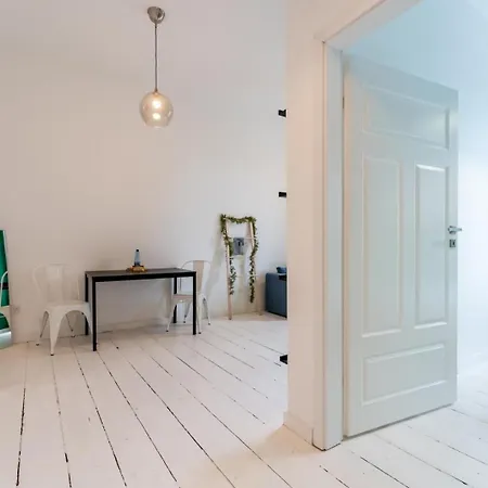 Apartmán Przytulne I Budzetowe Na Sienkiewicza Komfort W Zielonym Sercu Wroclawia Vratislav