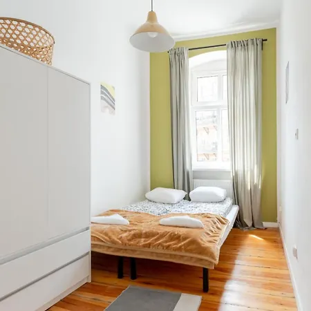 Apartmán Przytulne I Budzetowe Na Sienkiewicza Komfort W Zielonym Sercu Wroclawia